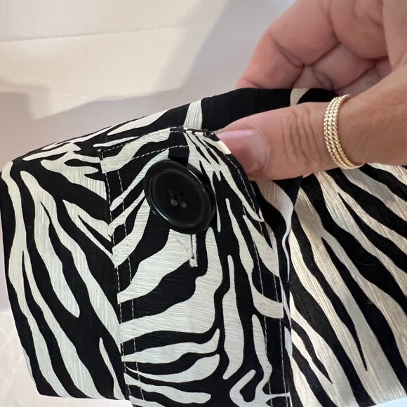 ✨SilkLand Zebra Print Double-Breasted Jacket XL Vintage vibe Shoulder&cuff Tabs - Picture 6 of 16